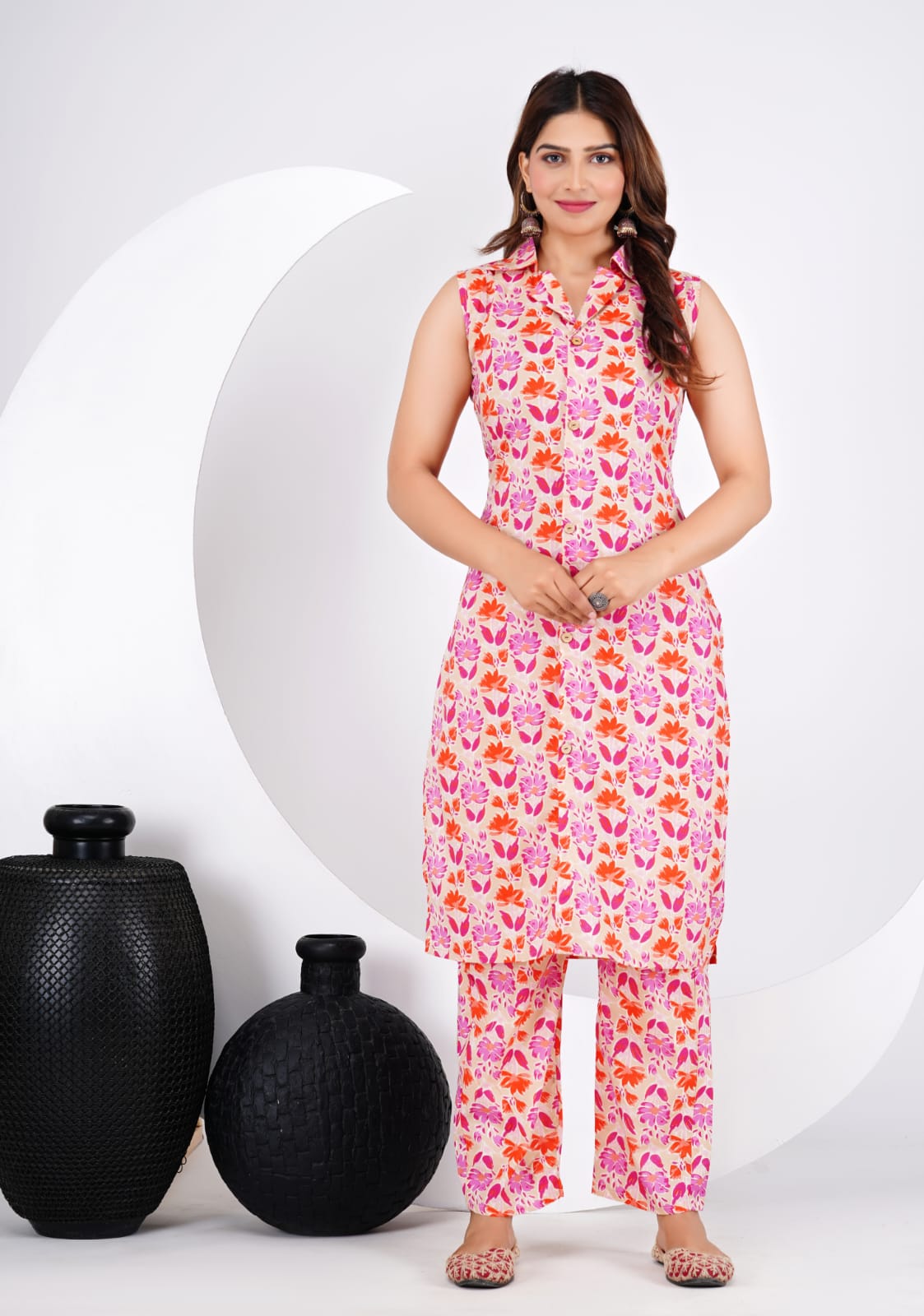 Stylish  Sleevless Floral Printed Co-ord Set